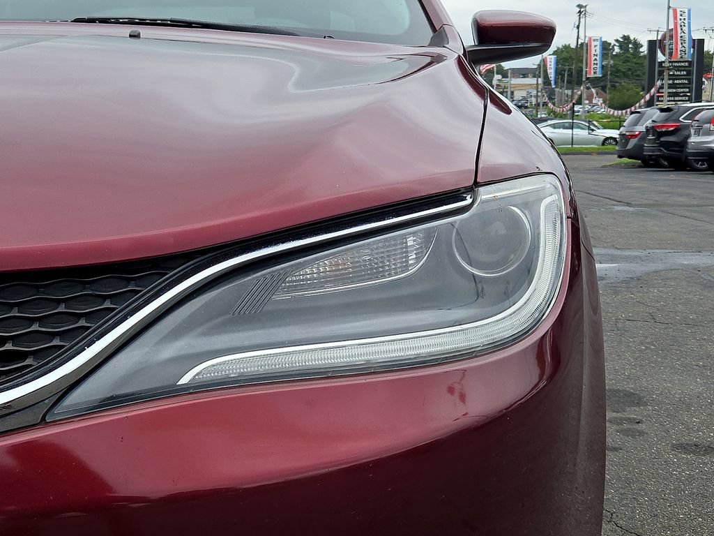 Used 2015 Chrysler 200 Limited FWD image 13