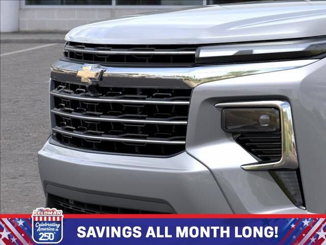 New 2026 Chevrolet Traverse LT w/ Sun and Wheel Package AWD/4WD image 13