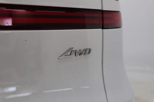 New 2026 Genesis GV70 2.5T AWD/4WD image 11
