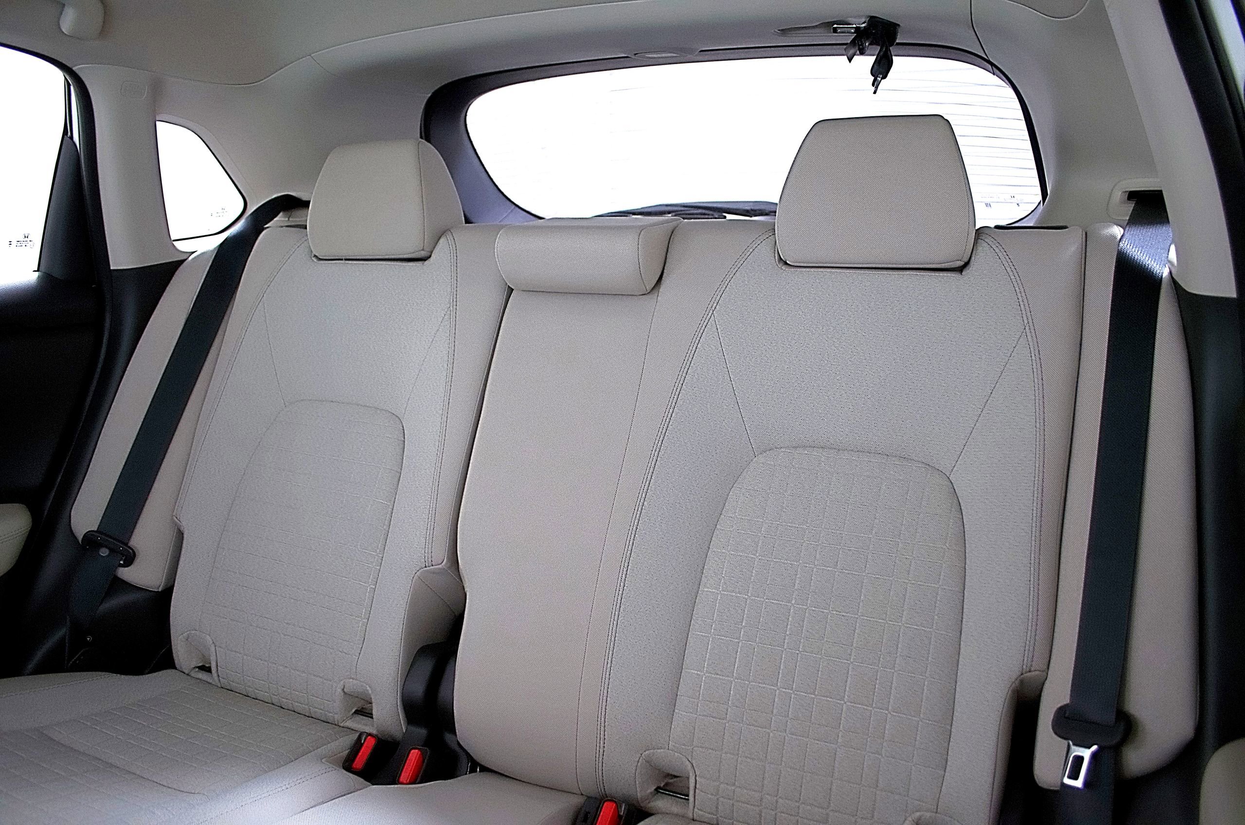 Used 2025 Honda HR-V LX image 16