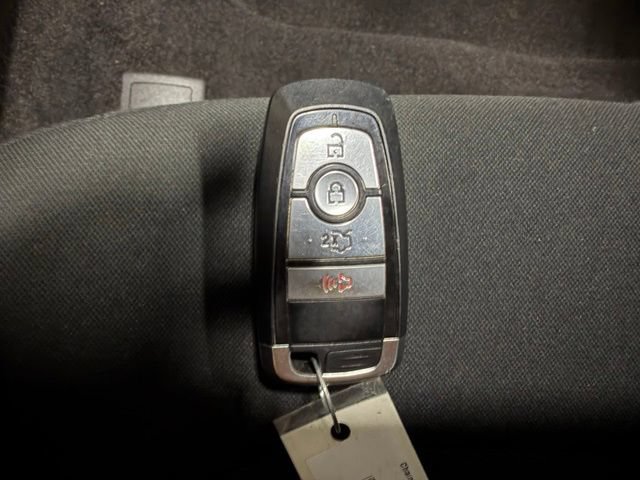 Used 2020 Ford Fusion SE FWD image 45