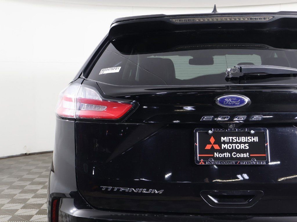 Used 2022 Ford Edge Titanium image 13