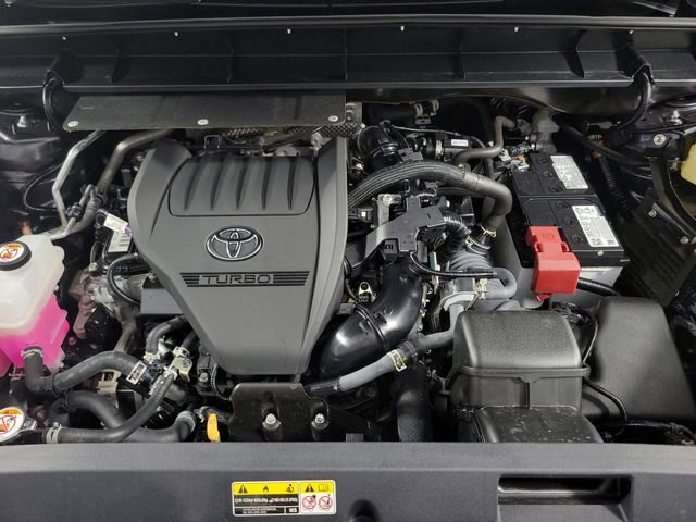 Used 2025 Toyota Highlander LE image 13