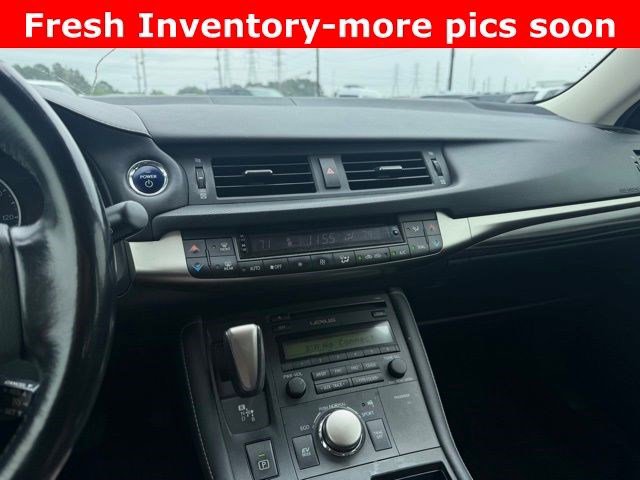 Used 2016 Lexus CT 200h w/ Accessory Package 2 FWD image 7