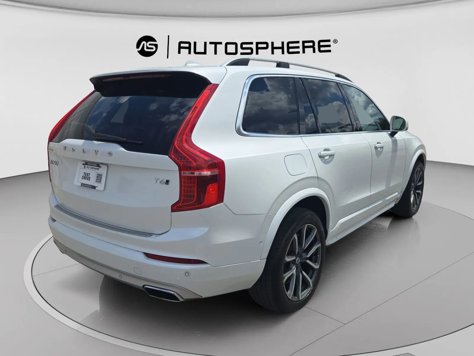 Used 2016 Volvo XC90 T6 Momentum w/ Momentum Plus Package AWD/4WD image 10
