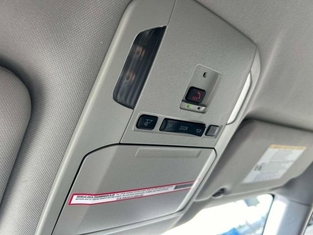Used 2024 Toyota Highlander LE image 28