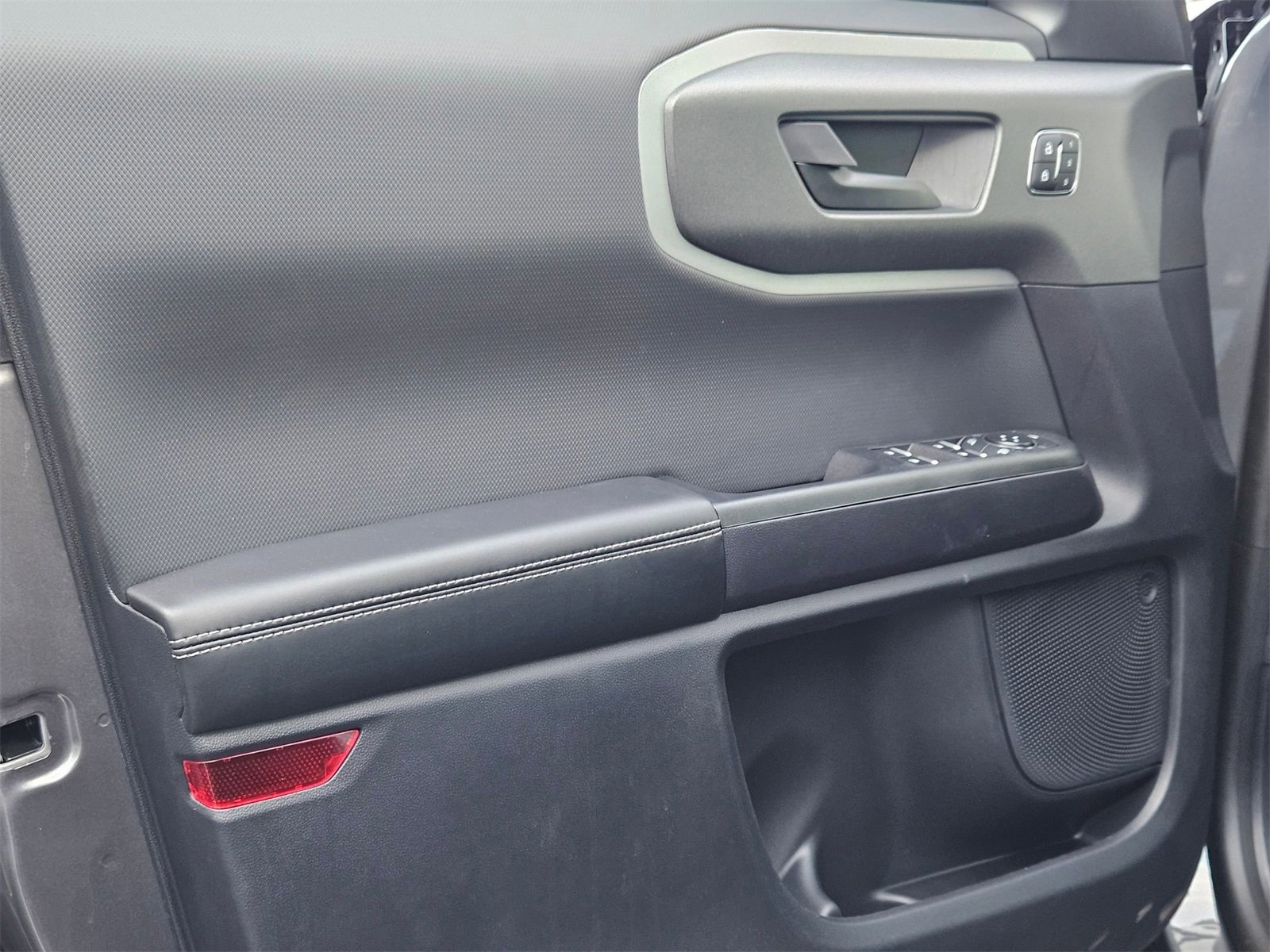 New 2025 Ford Bronco Sport Outer Banks image 12