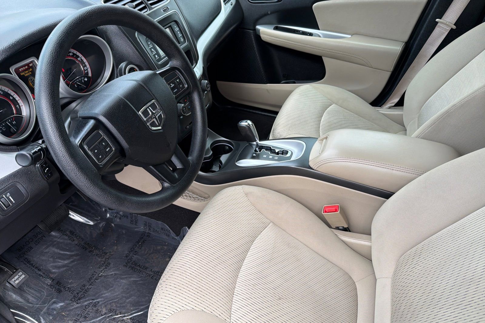Used 2018 Dodge Journey SE FWD image 12