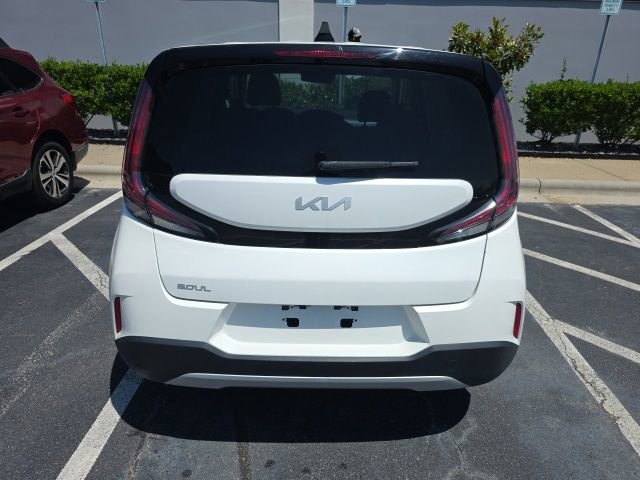 Certified 2024 Kia Soul LX w/ Option Group 015 FWD image 5