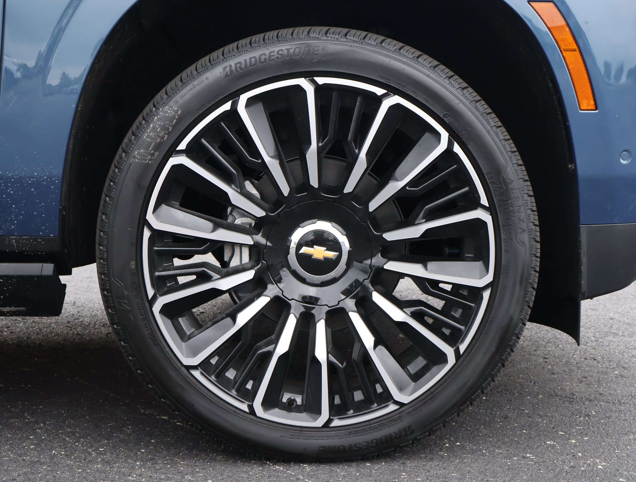 New 2026 Chevrolet Tahoe High Country AWD/4WD image 33