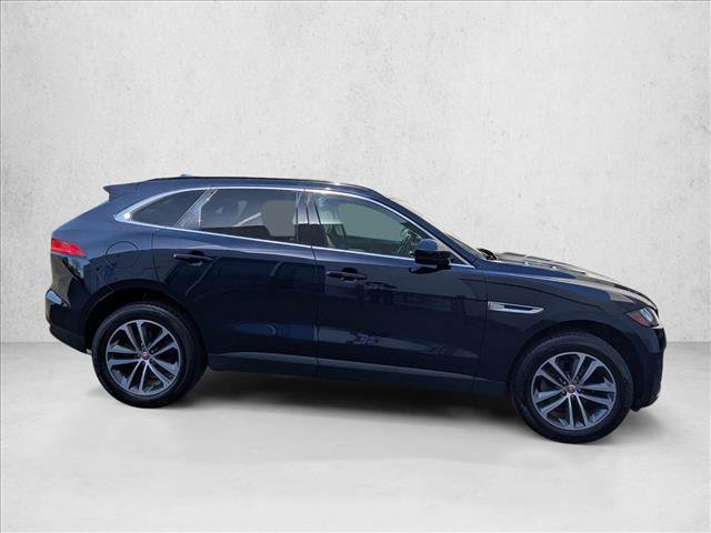 Used 2019 Jaguar F-PACE Premium image 4
