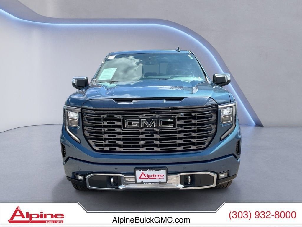 Used 2024 GMC Sierra 1500 Denali Ultimate AWD/4WD image 8