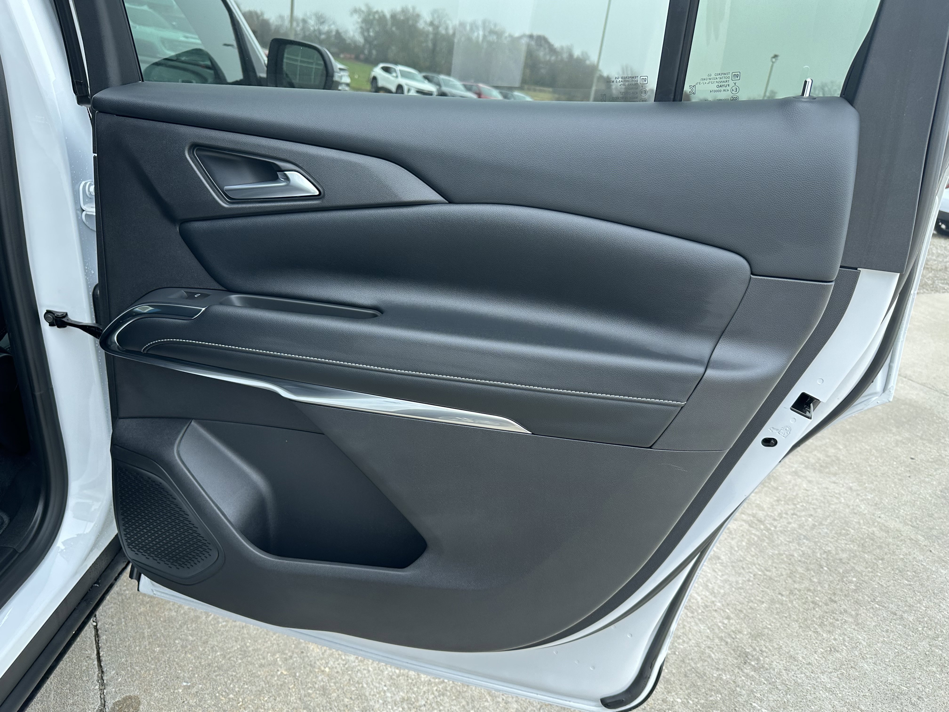 New 2026 Chevrolet Traverse LT w/ Driver Confidence Package image 29