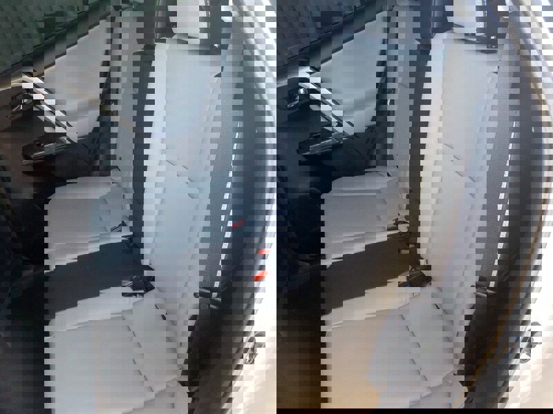 Used 2017 Toyota RAV4 Limited image 8