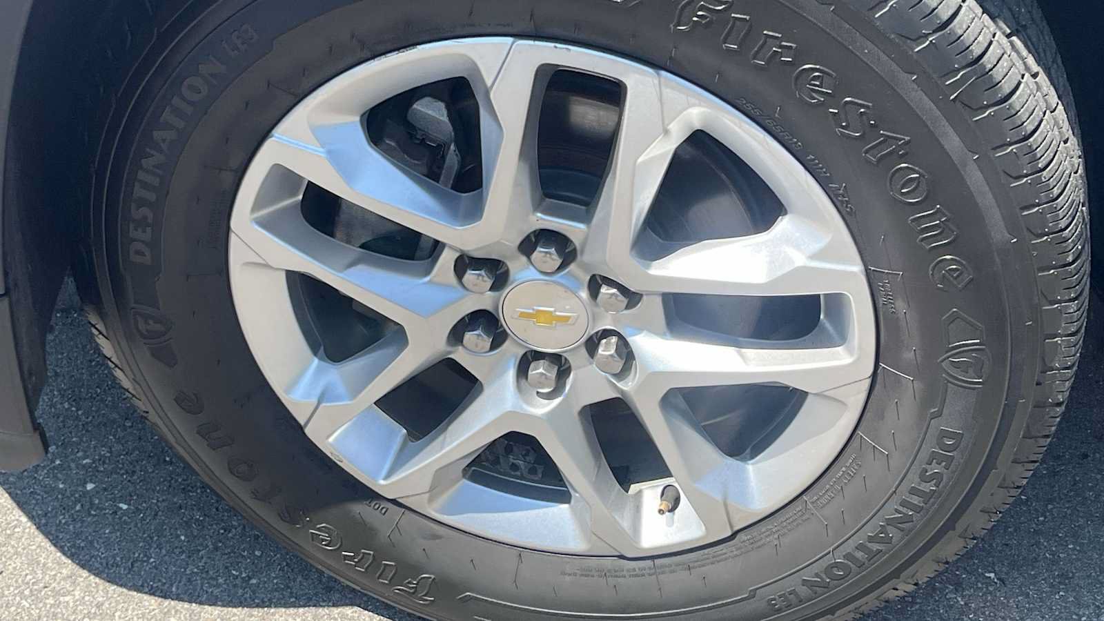 Used 2019 Chevrolet Traverse LS FWD image 27