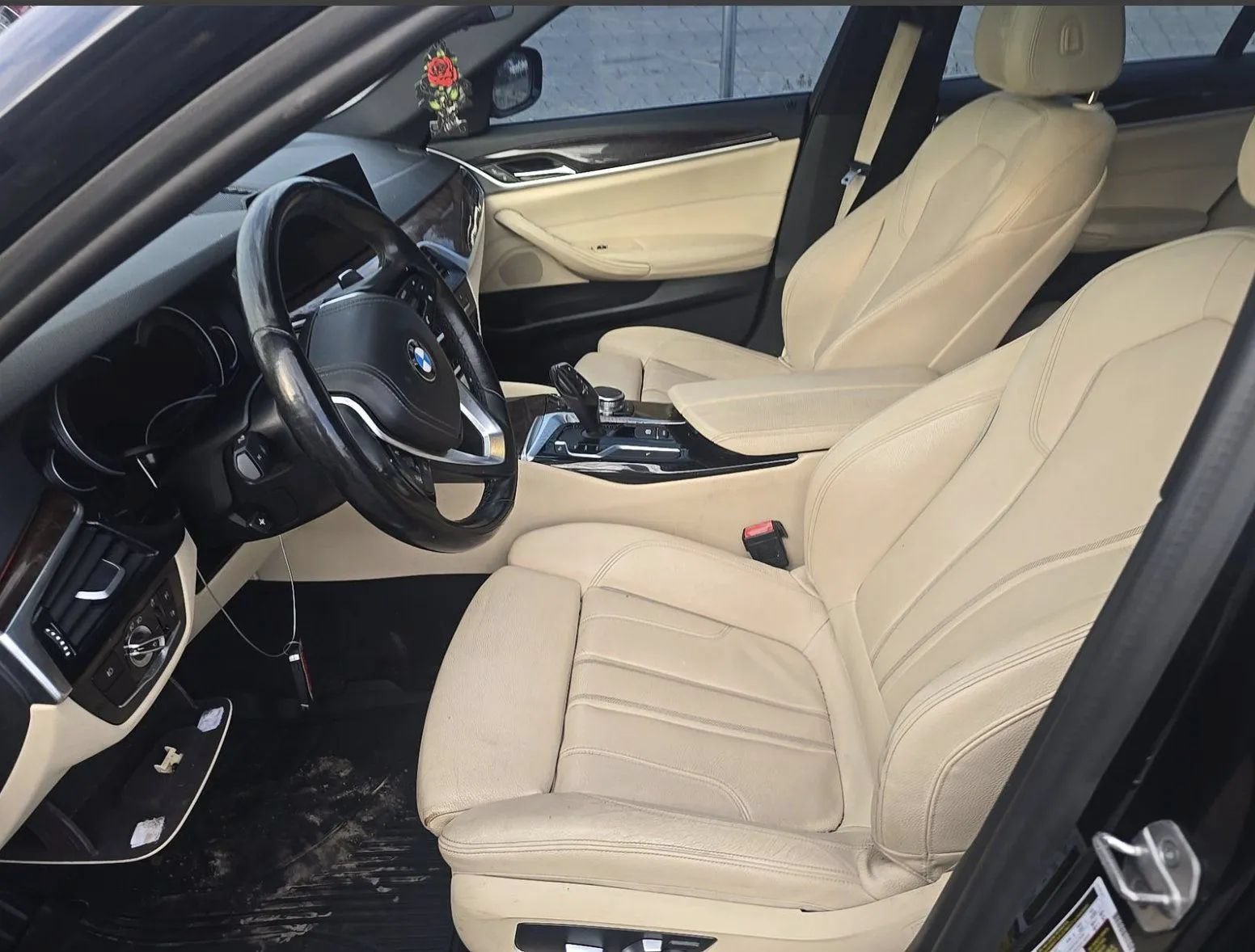 Used 2017 BMW 530i xDrive w/ Premium Package AWD/4WD image 7