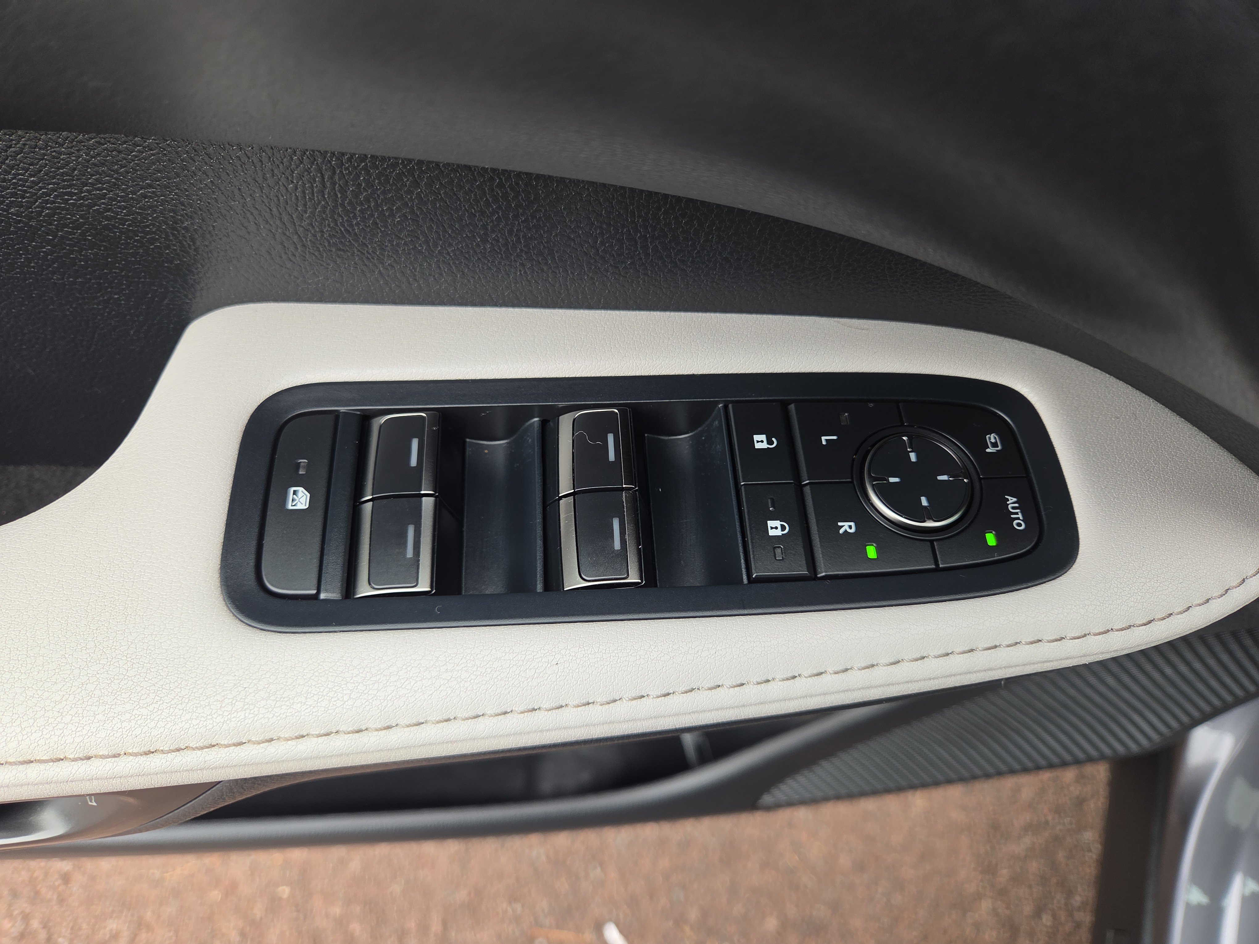 Certified 2023 Lexus RX 350 Premium image 33