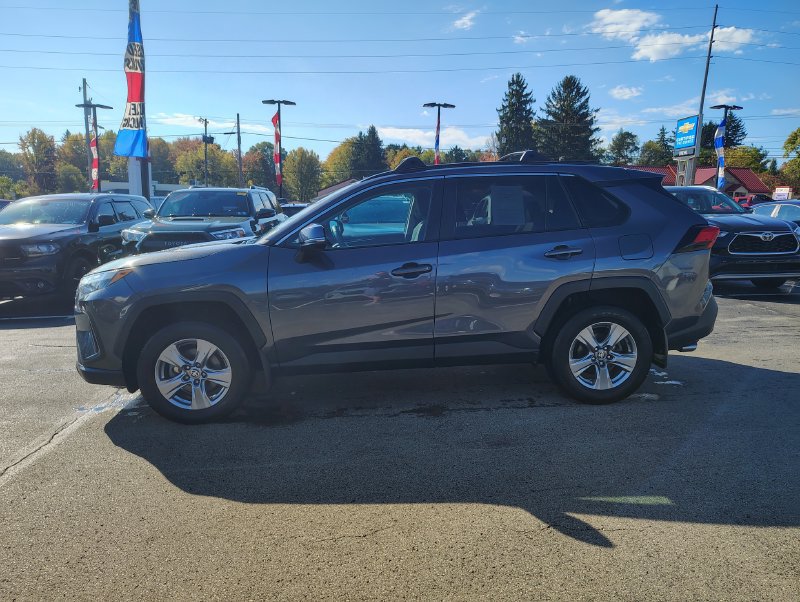 Used 2023 Toyota RAV4 XLE w/ Convenience Package AWD/4WD image 7