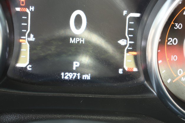 Used 2023 Jeep Gladiator Rubicon w/ LED Lighting Group AWD/4WD image 32