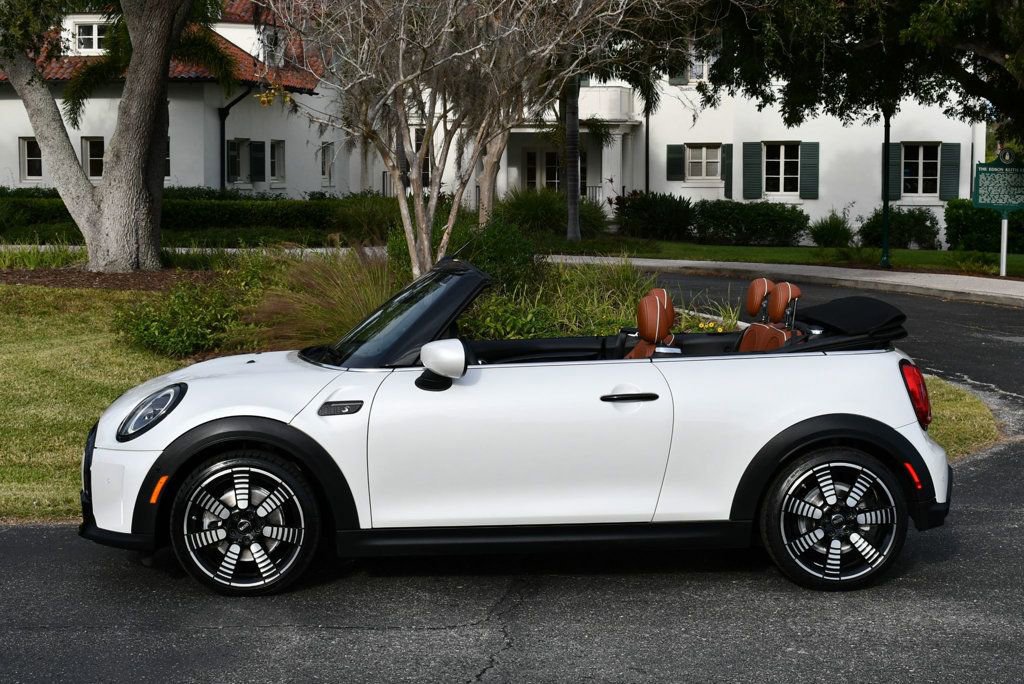 Used 2023 MINI Cooper S image 28