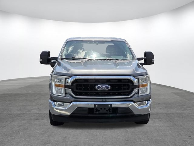Used 2021 Ford F150 XLT w/ Trailer Tow Package RWD image 2