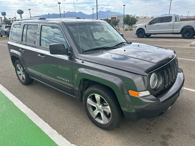 Used 2017 Jeep Patriot High Altitude FWD image 4