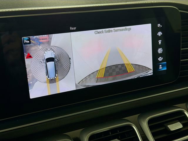 Used 2023 Mercedes-Benz GLS 450 4MATIC image 15