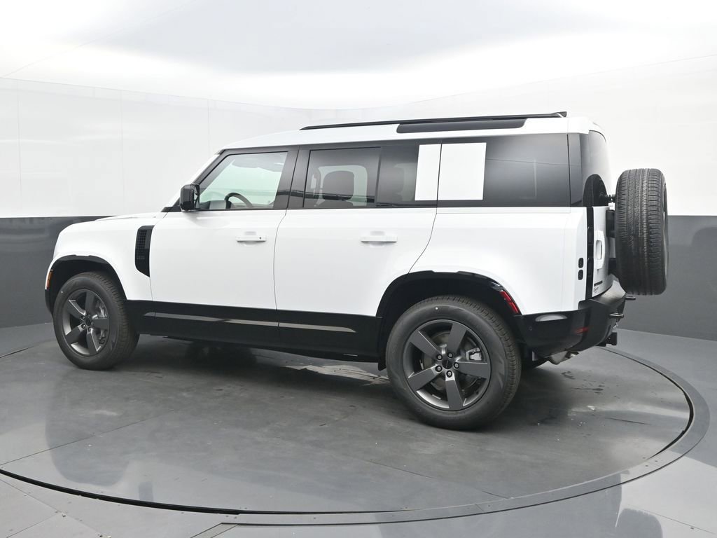 New 2026 Land Rover Defender 110 X-Dynamic SE AWD/4WD image 3