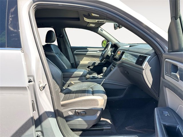 Used 2021 Volkswagen Atlas Cross Sport SEL Premium image 15