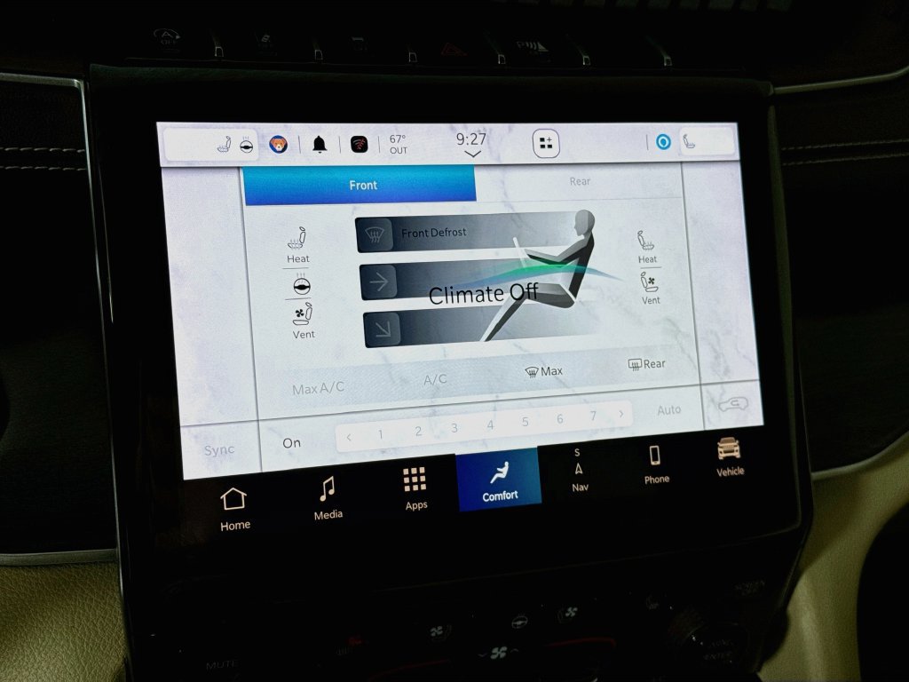 Used 2023 Jeep Grand Cherokee L Limited w/ Luxury Tech Group II AWD/4WD image 8