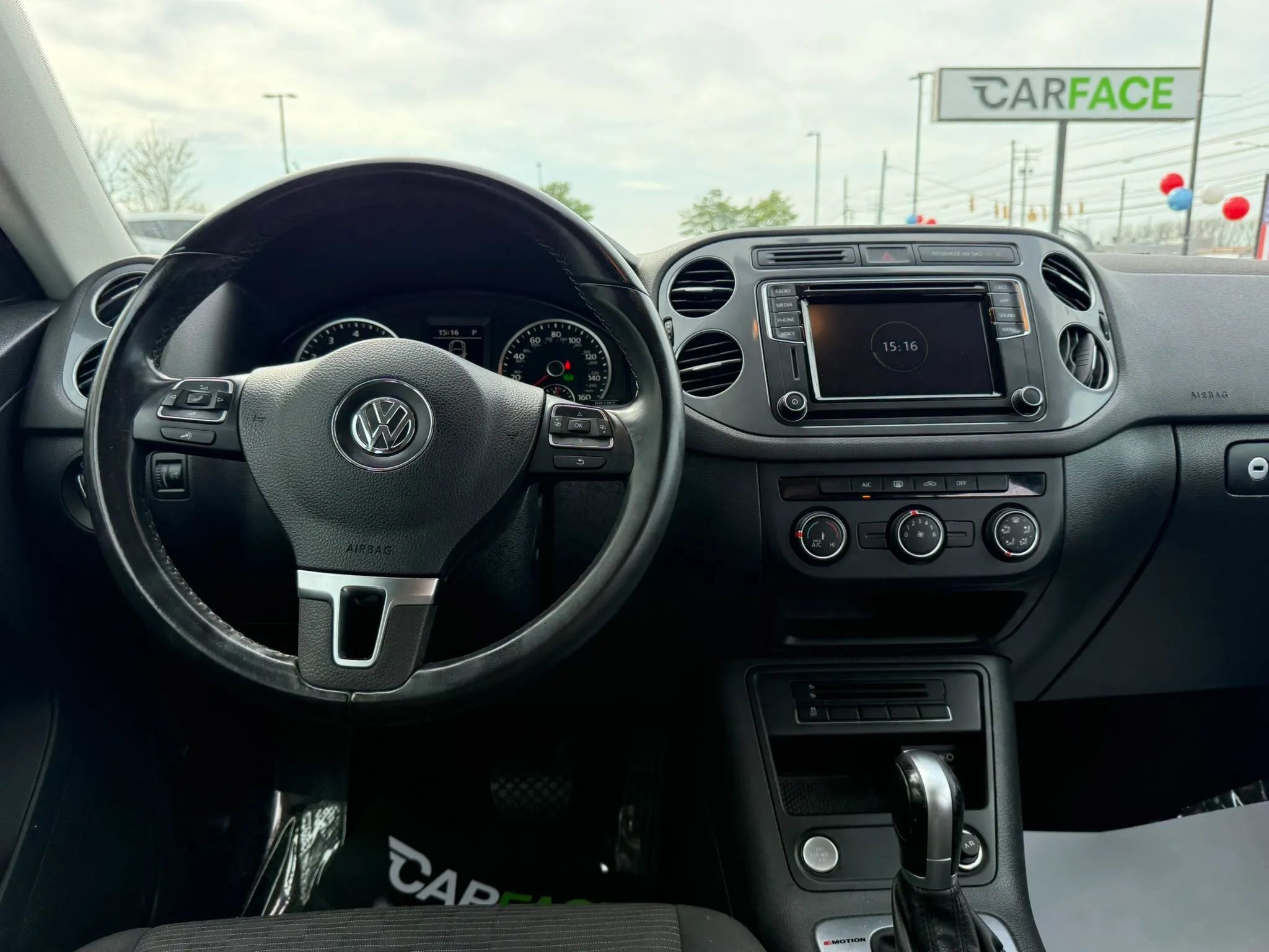 Used 2018 Volkswagen Tiguan Limited AWD/4WD image 26