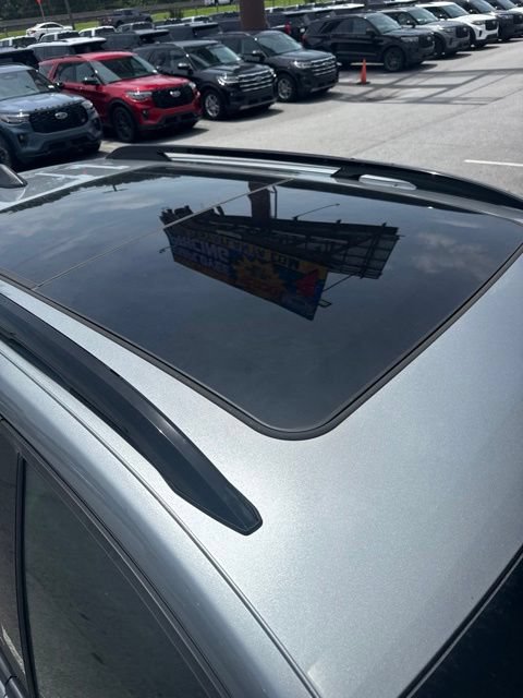 Used 2024 Chevrolet Equinox RS w/ RS Leather Package FWD image 10