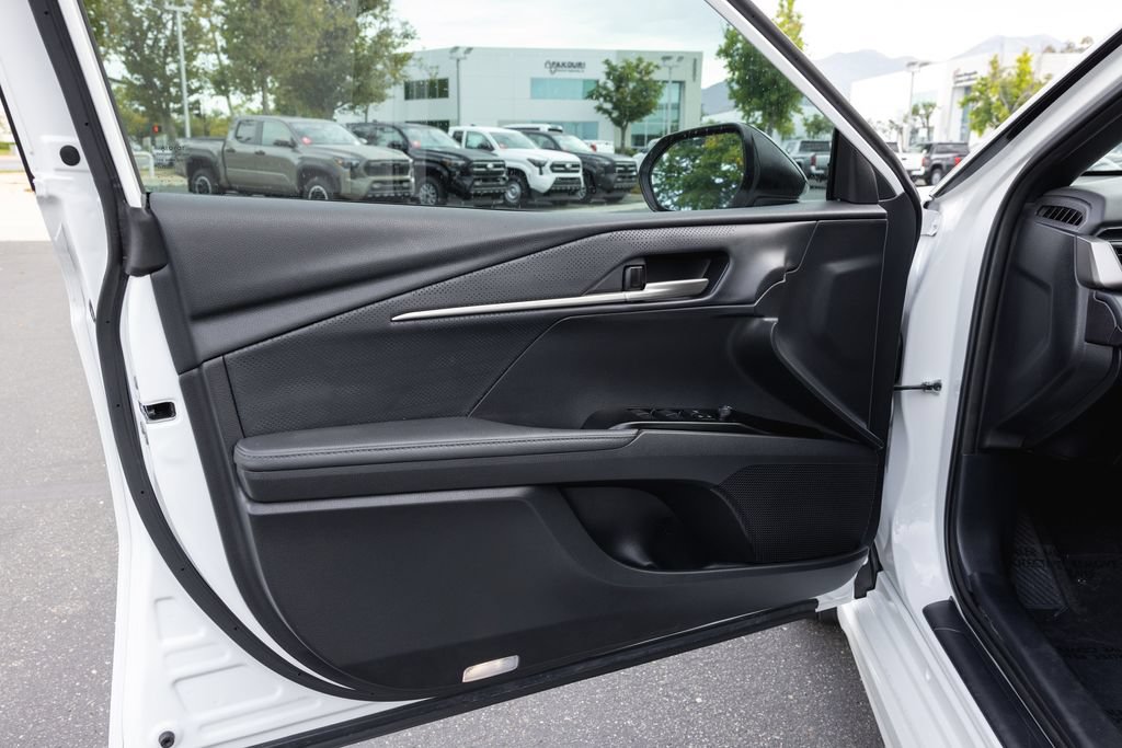 Certified 2025 Toyota Camry XSE AWD/4WD image 23
