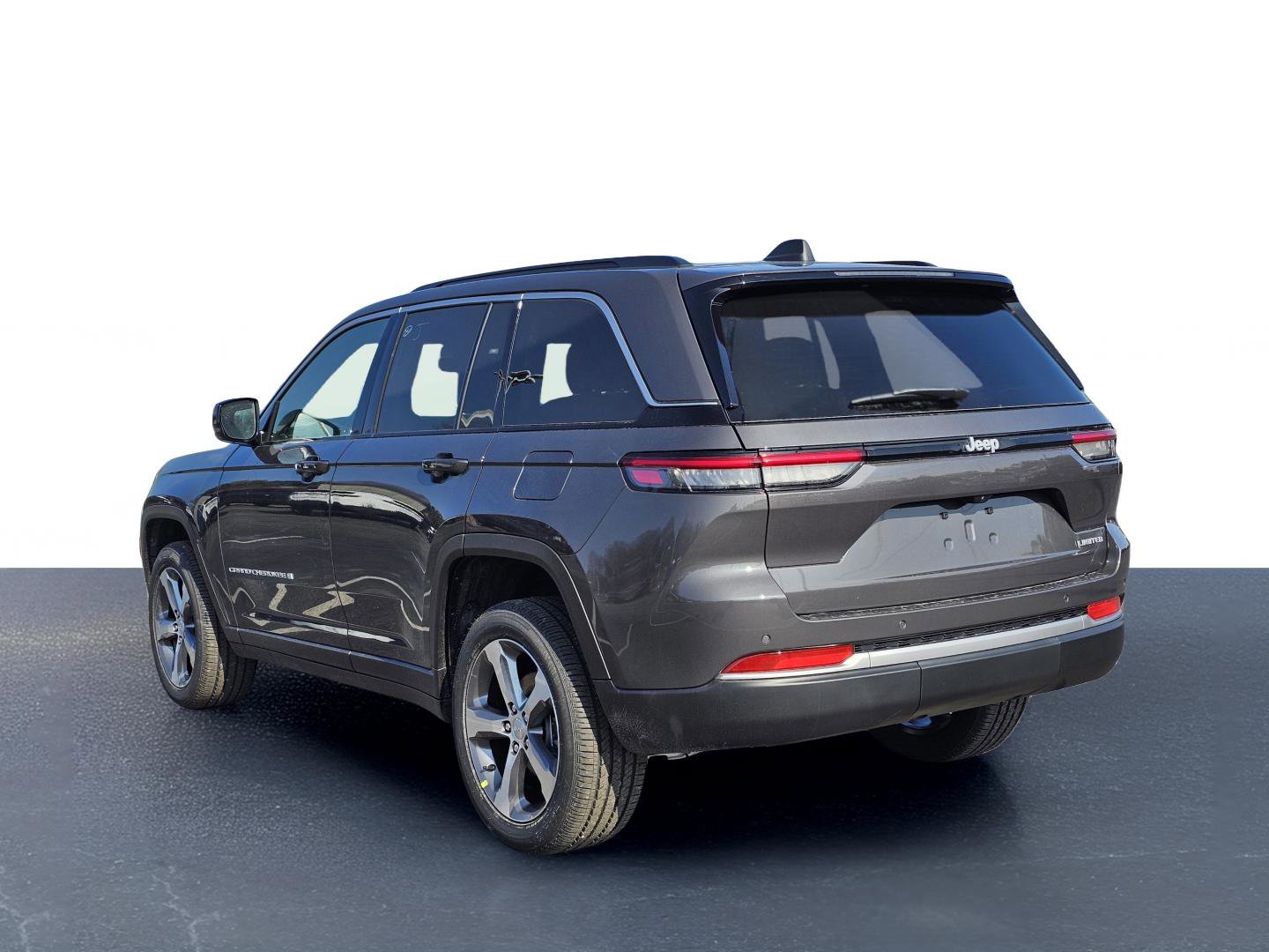 New 2026 Jeep Grand Cherokee Limited image 13