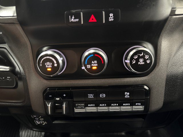 Used 2022 RAM 5500 Tradesman w/ Safety Group AWD/4WD image 20