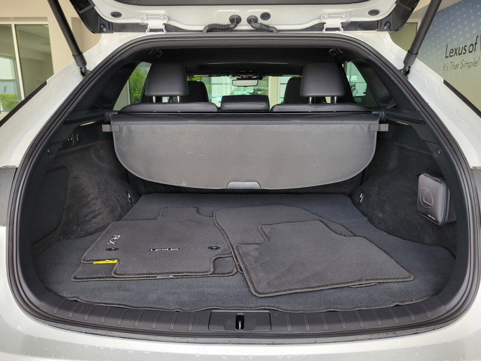 Used 2023 Lexus RX 350 Premium image 15