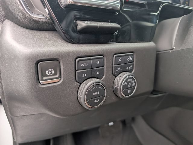Used 2023 Chevrolet Silverado 1500 High Country w/ High Country Premium Package AWD/4WD image 17