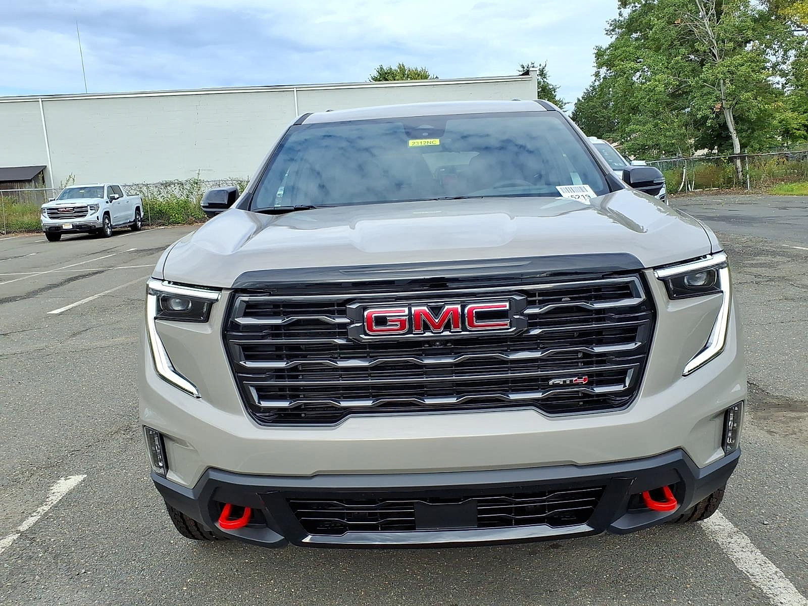 New 2027 GMC Acadia AT4 w/ Luxury Package AWD/4WD image 2