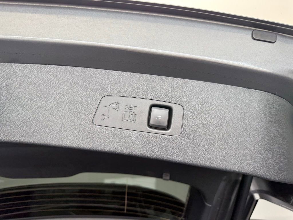 Used 2022 Lincoln Corsair AWD w/ Equipment Group 101A image 62