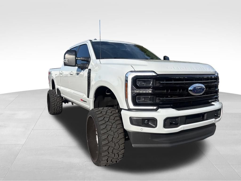 Used 2026 Ford F250 Platinum AWD/4WD image 8