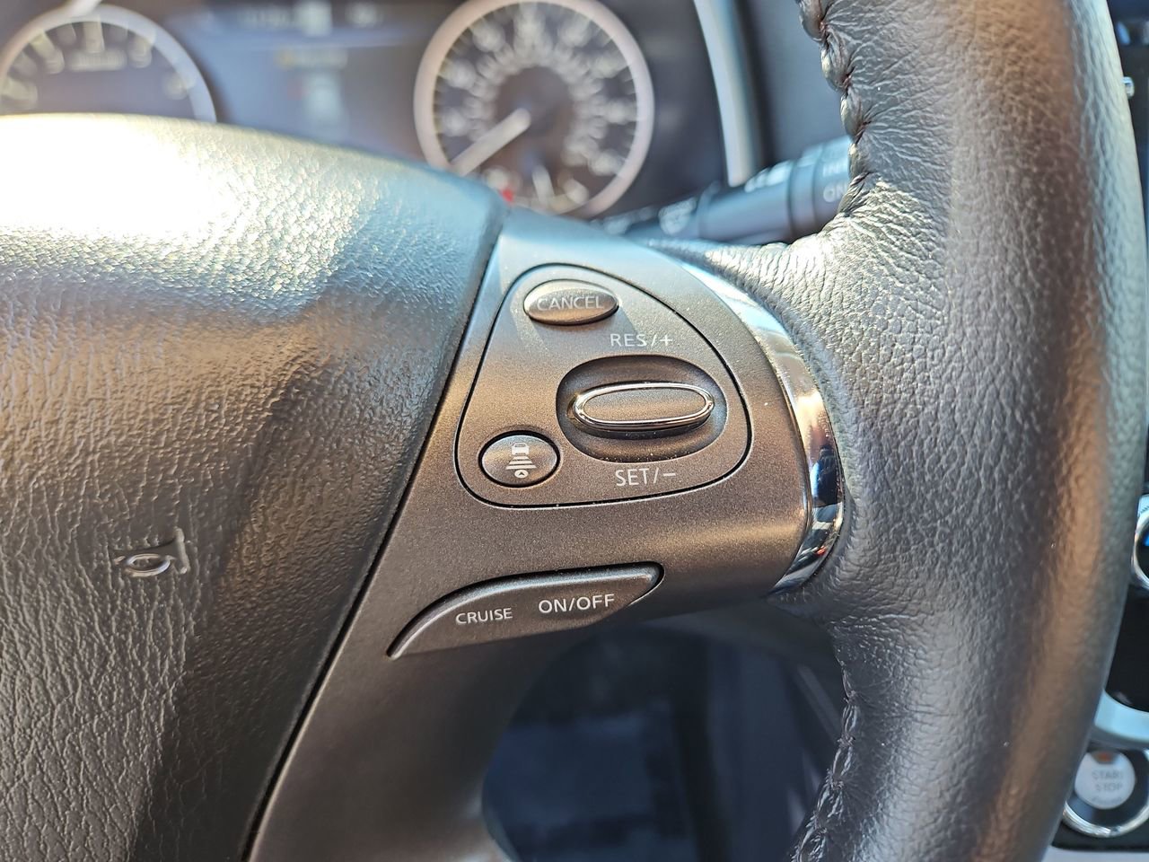 Used 2024 Nissan Murano SL image 30