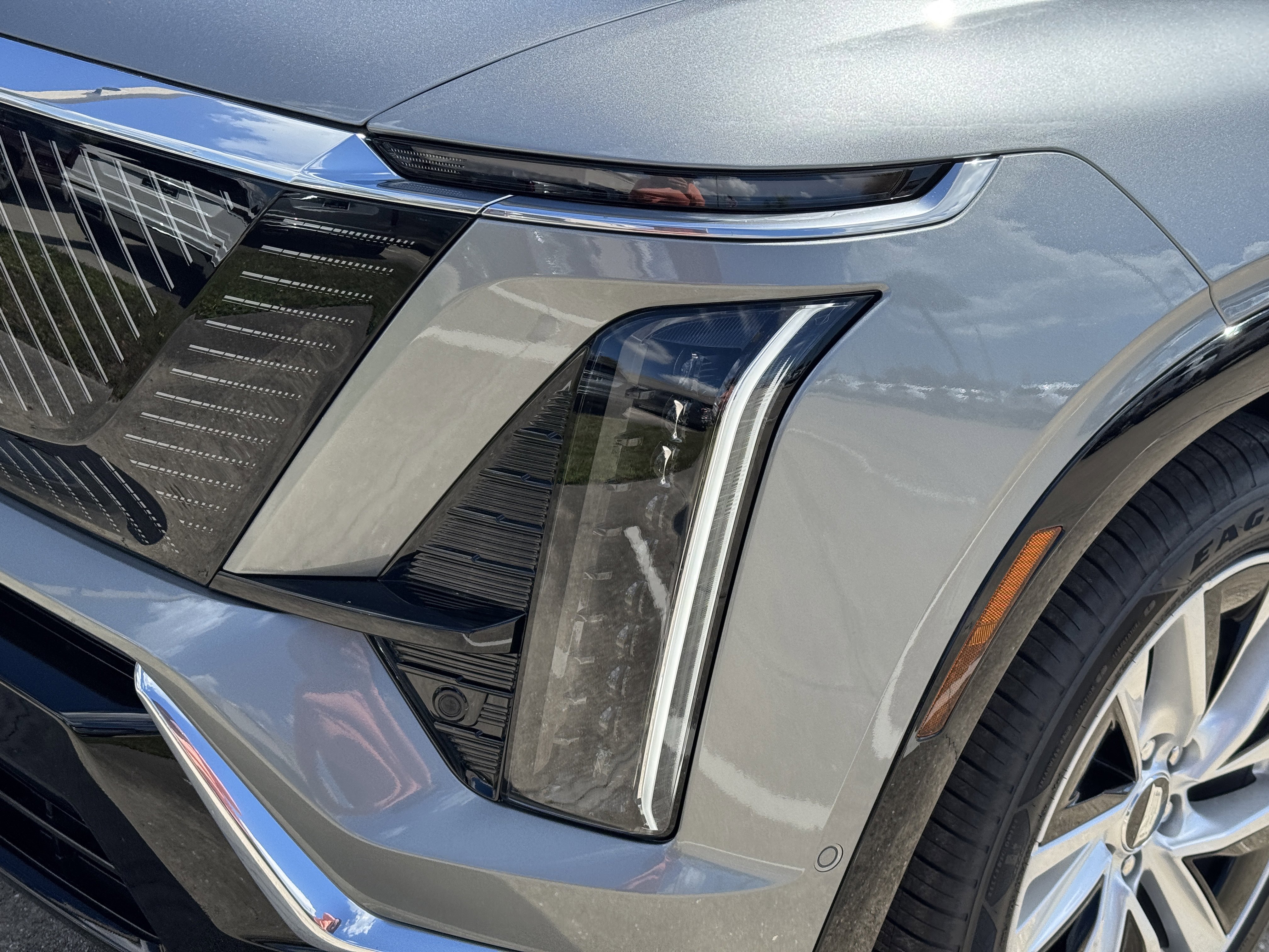 New 2026 Cadillac Vistiq Luxury image 8