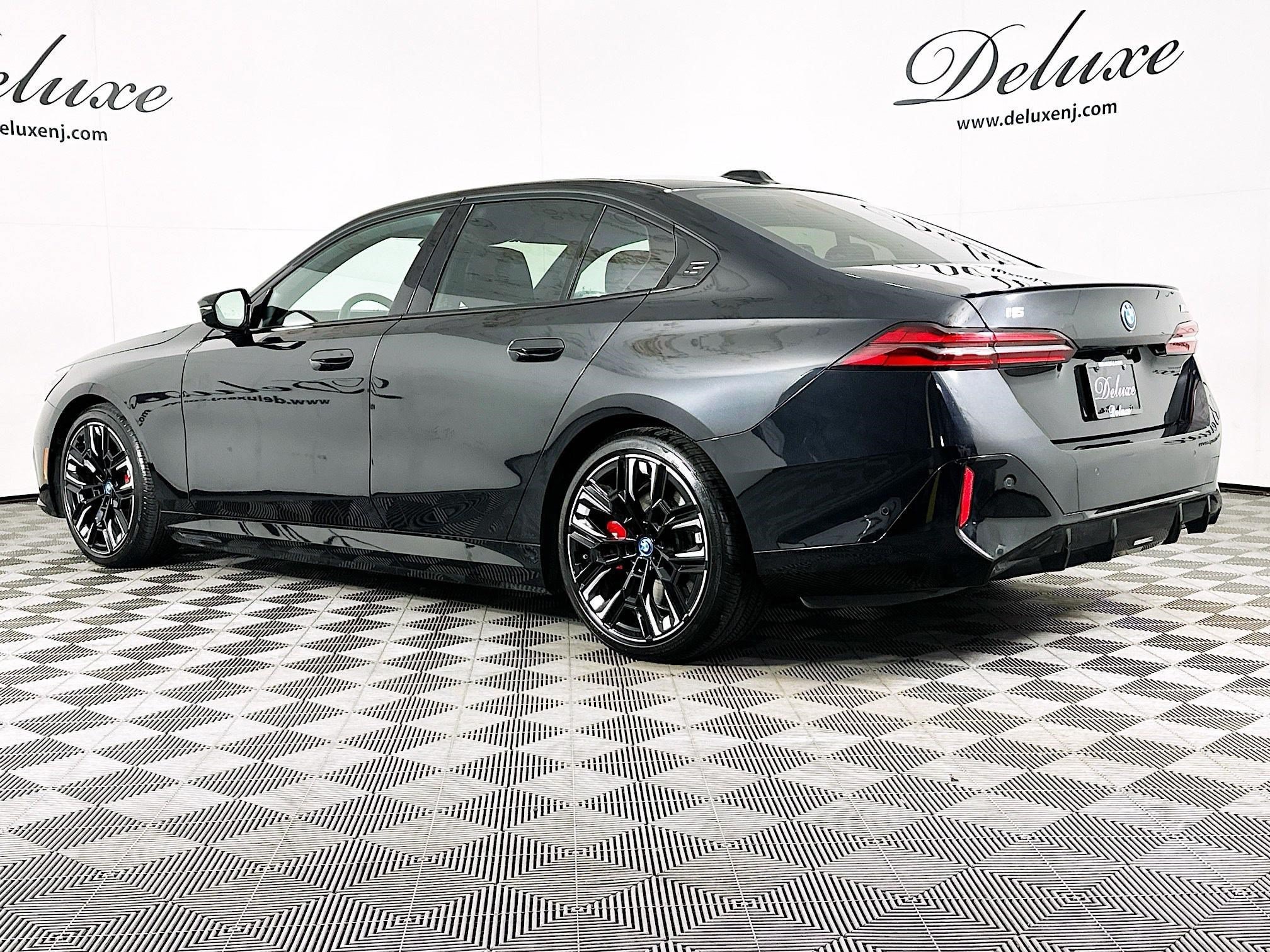 Used 2024 BMW i5 M60 w/ Premium Package AWD/4WD image 4