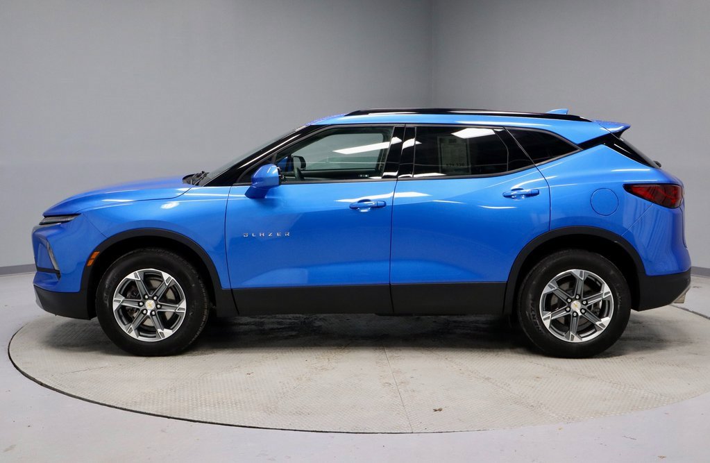 Used 2024 Chevrolet Blazer LT w/ Convenience Package image 9