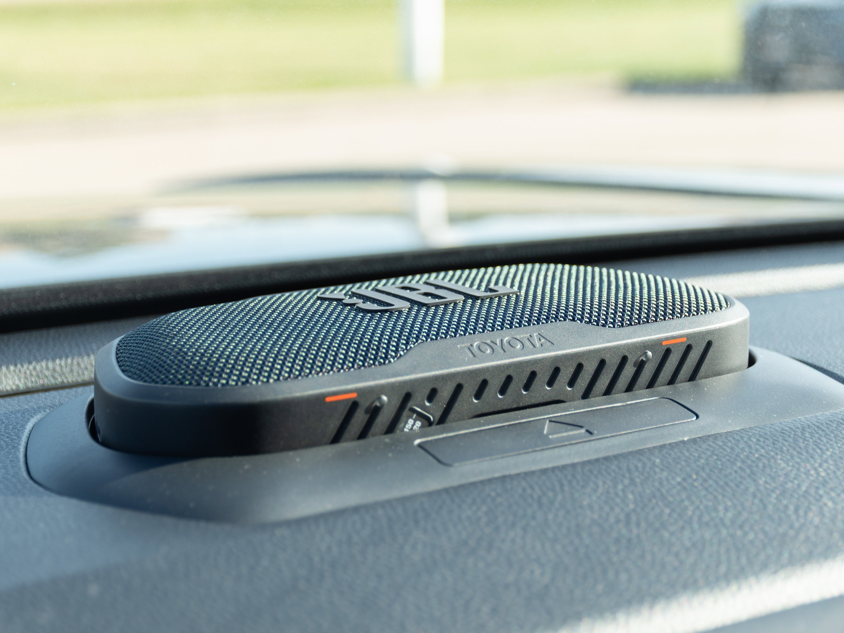 Certified 2025 Toyota Tacoma SR5 image 13