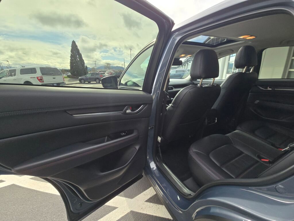 Used 2024 MAZDA CX-5 Carbon Edition image 12