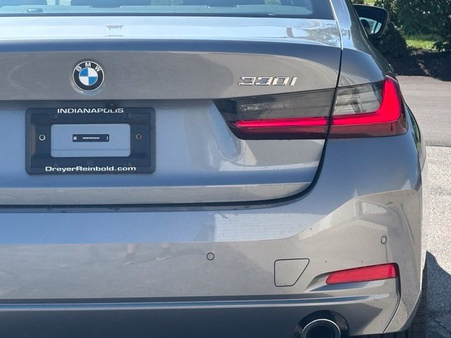 New 2026 BMW 330i xDrive Sedan w/ Convenience Package AWD/4WD image 5