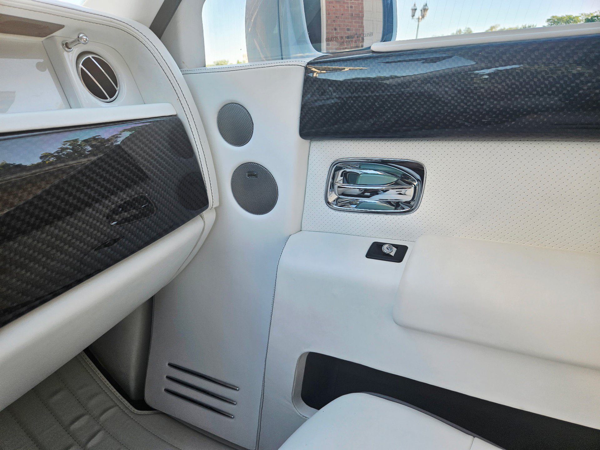 Used 2007 Rolls-Royce Phantom Sedan RWD image 19