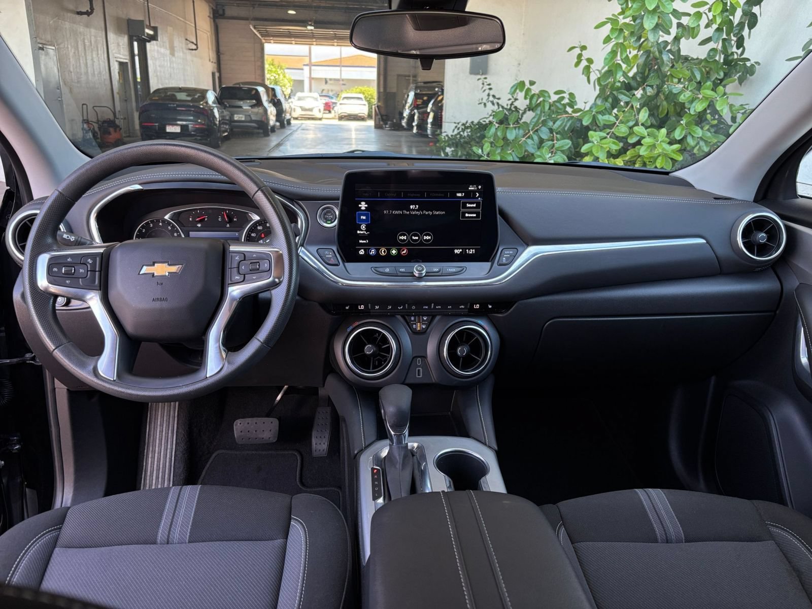 Used 2026 Chevrolet Blazer LT FWD image 34