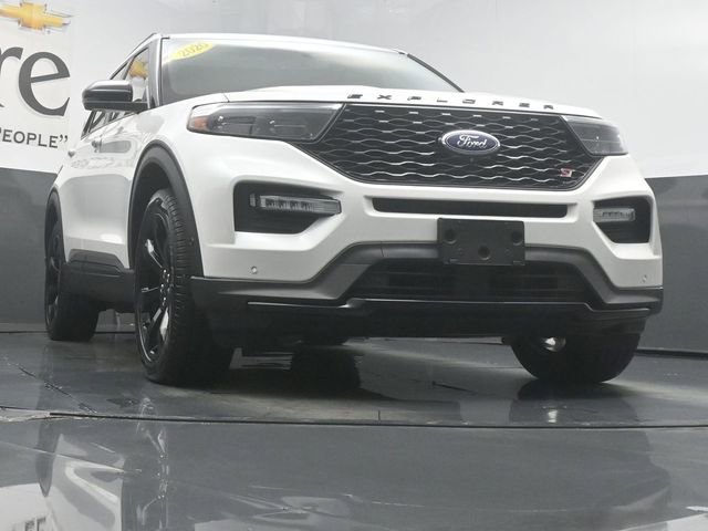 Used 2020 Ford Explorer ST w/ ST Street Pack image 3